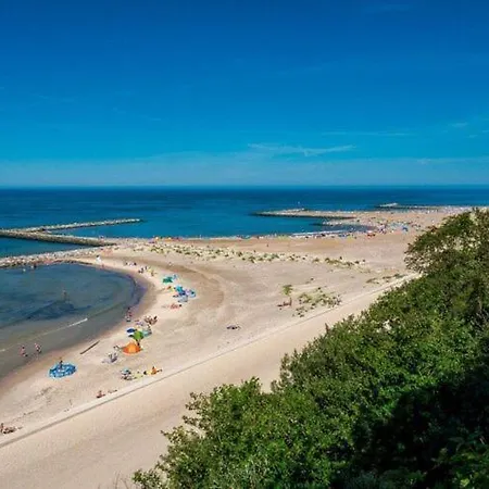 Semesterbostad Jaros Awiec Near Seaside